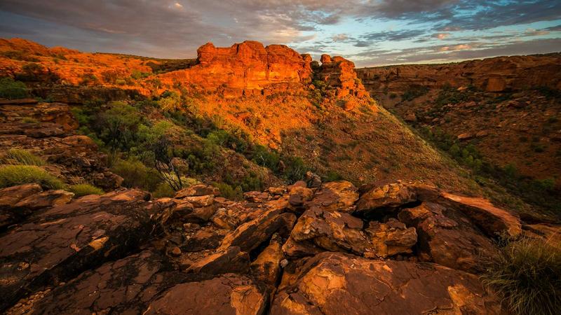 12 Practical Tips to Stop Impulse Buying and Regain Control